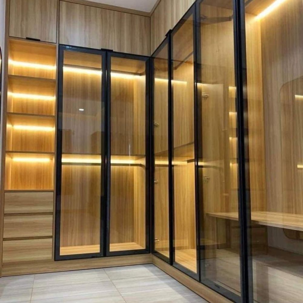 Dressing sur mesure réalisé par Maison216