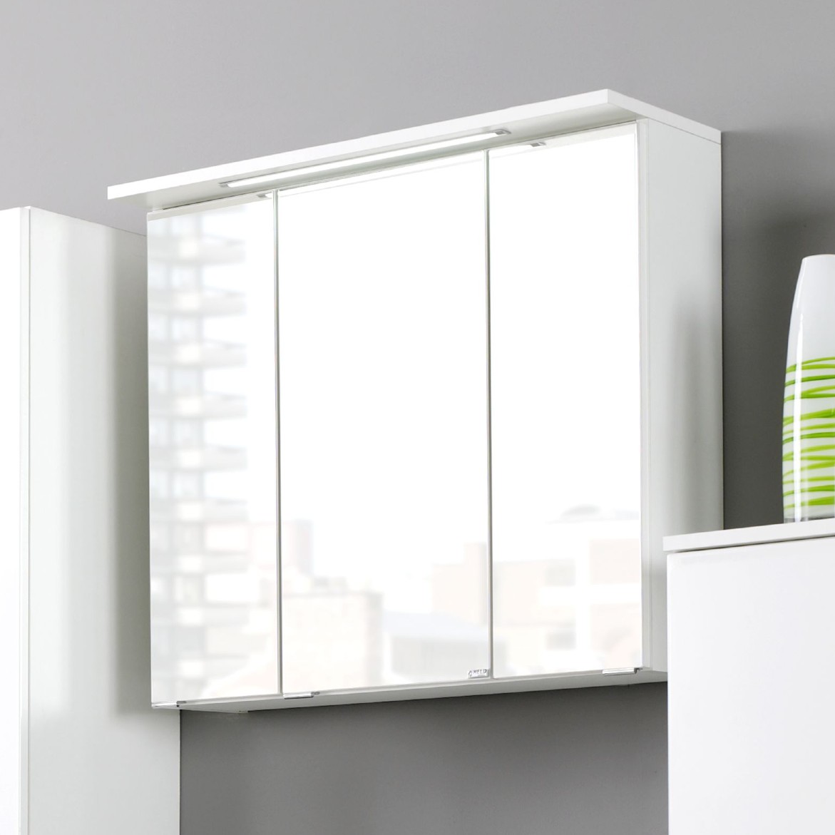 Armoire de toilette Bobbi 70cm modèle 1 3 portes & eclairage LED - blanc