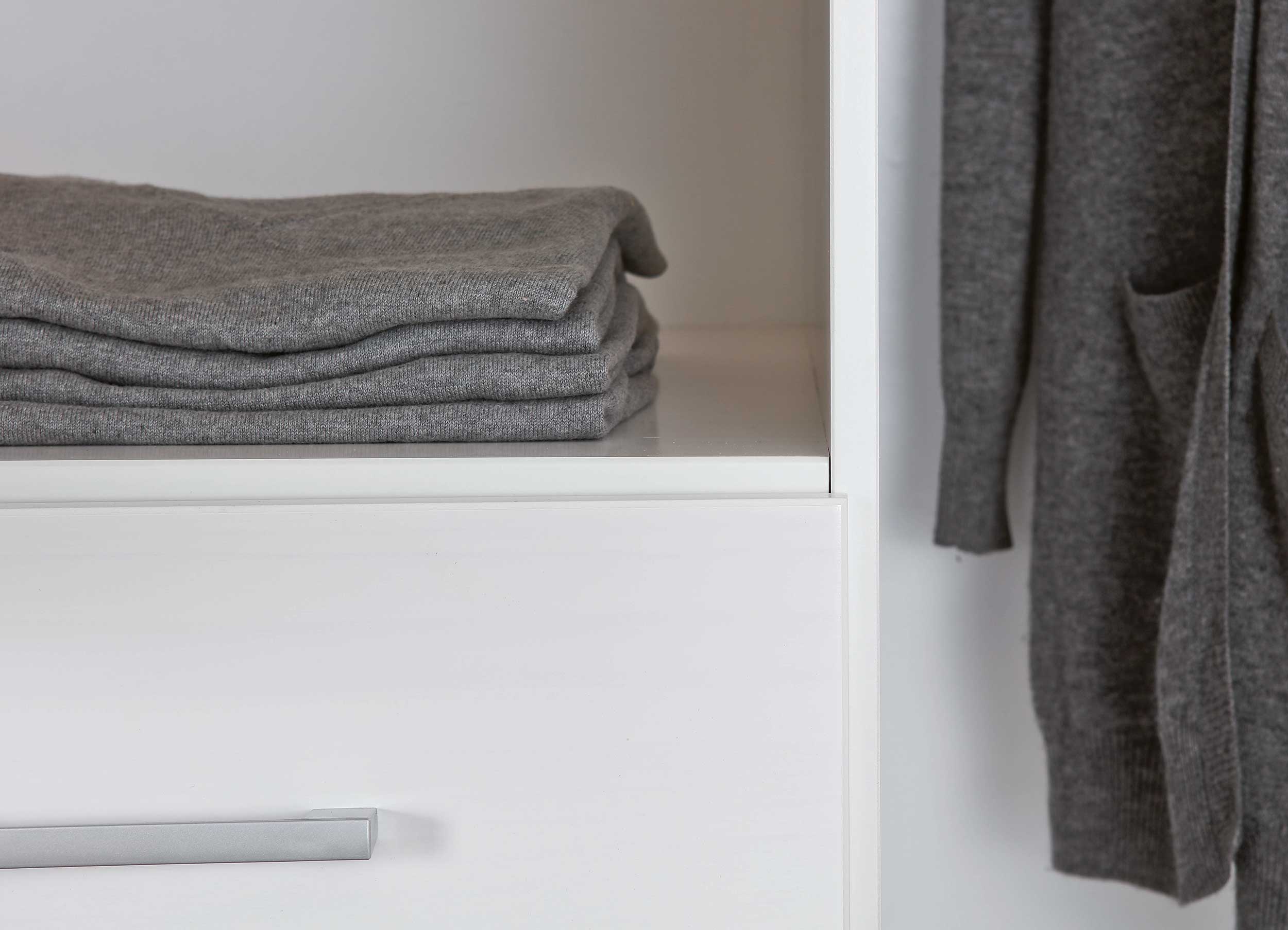 Armoire Geraldo 140cm avec 3 portes & miroir - blanc - Image 12