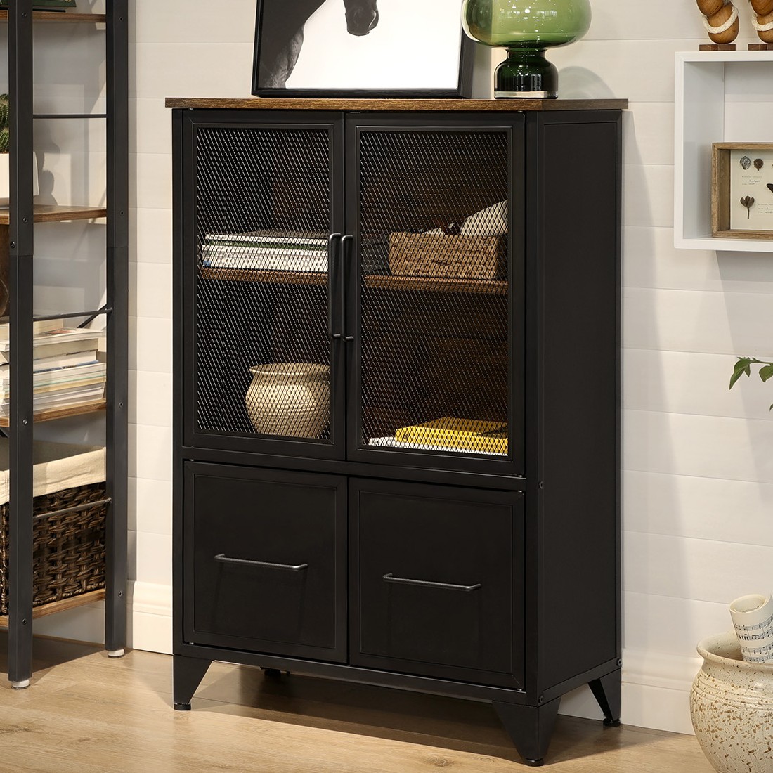 Armoire vitrée Jaxx 4 portes - brun rustique/noir - Image 1