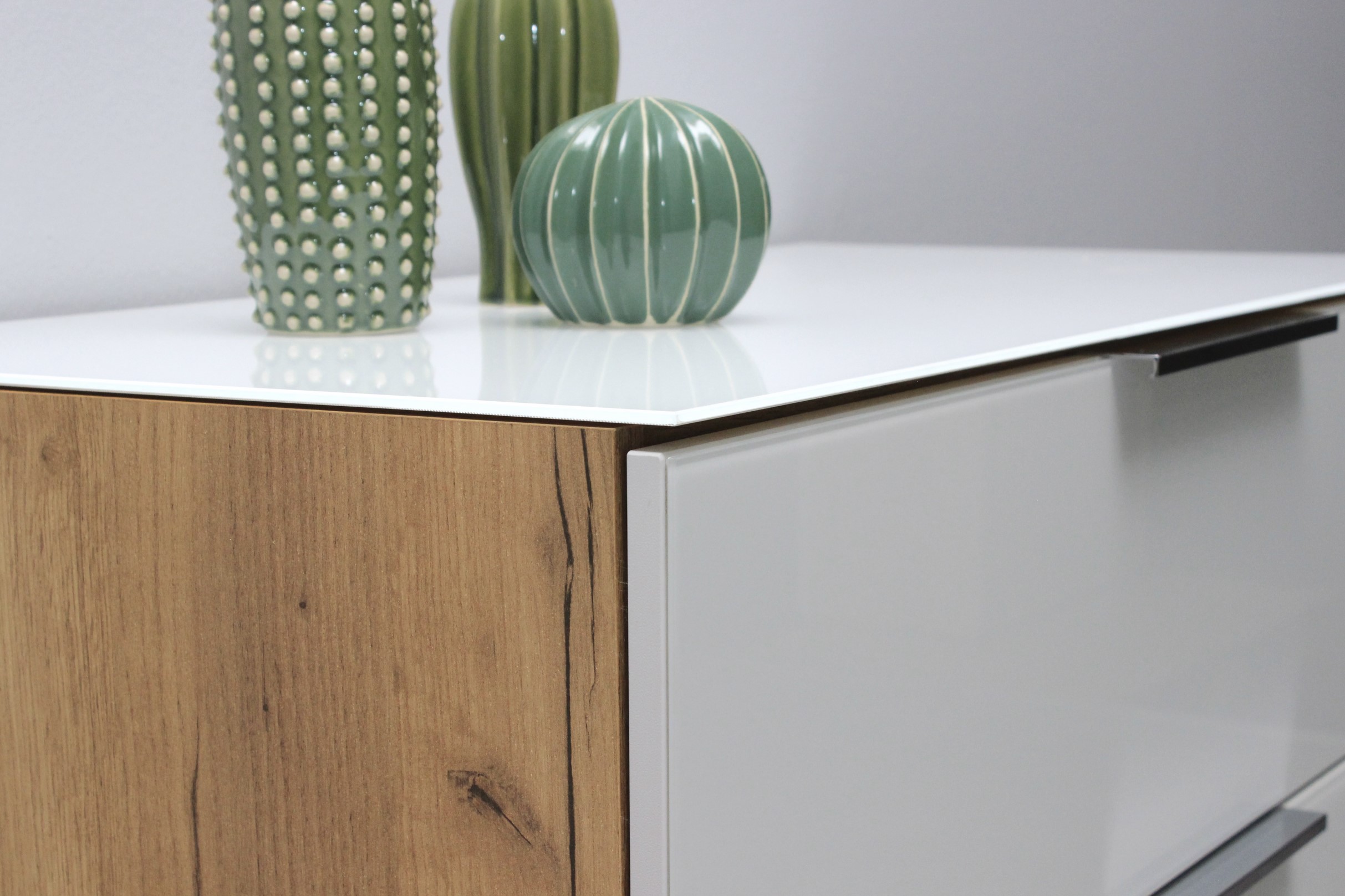 Chiffonnier Dudek 83cm avec 4 tiroirs - blanc/chêne - Image 2