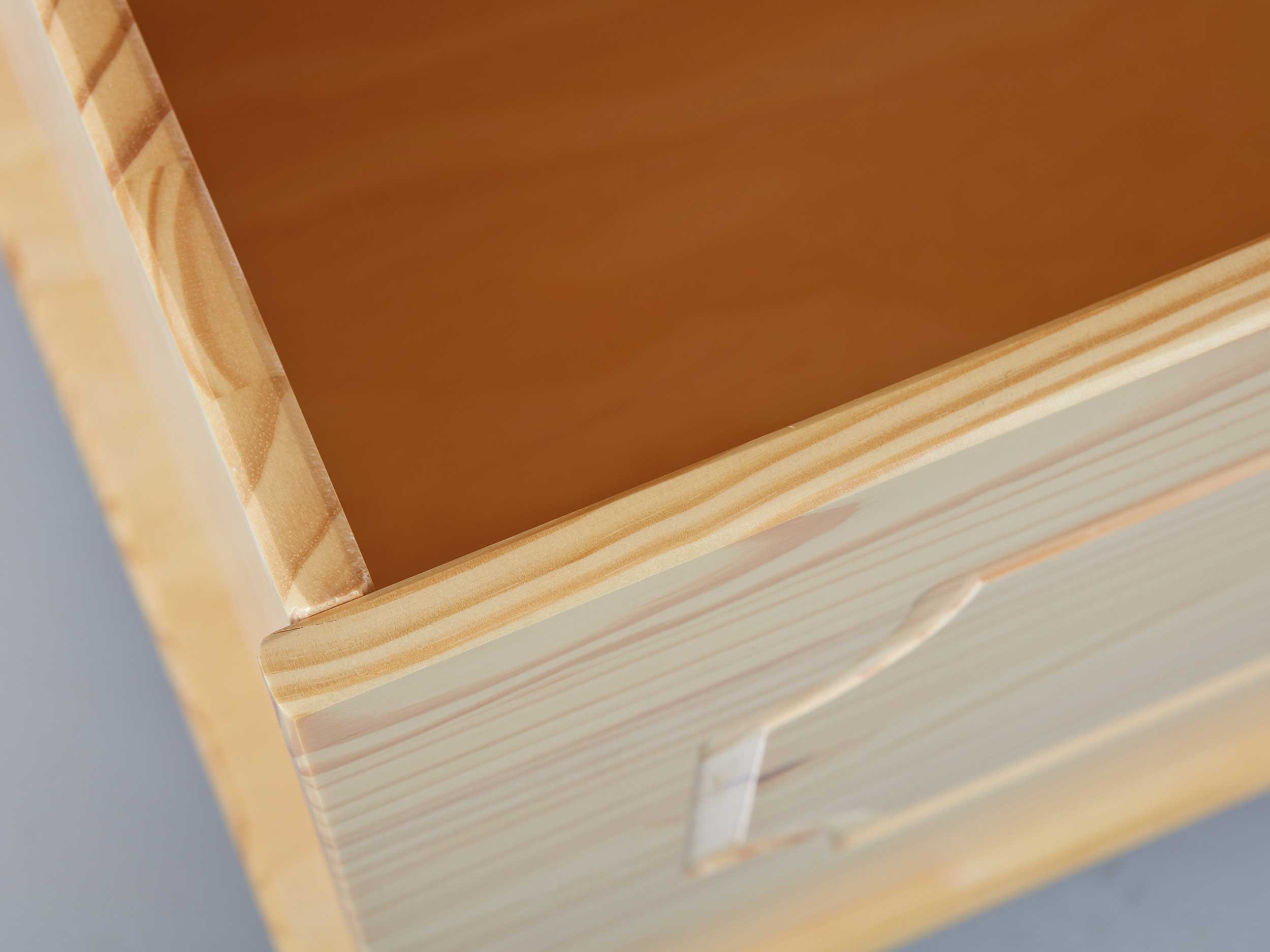 Coffre de rangement Emely - bois de pin - Image 4