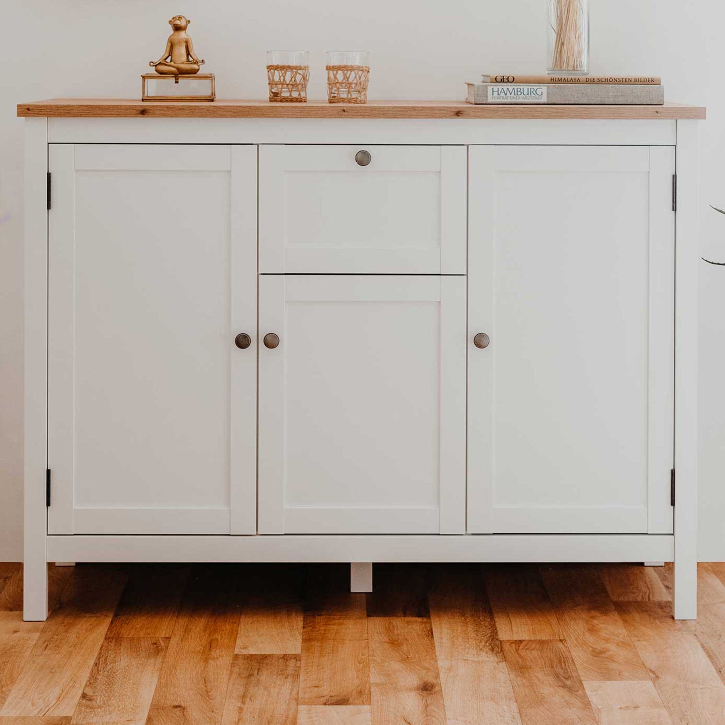 Commode Berge 120cm 3 portes & 1 tiroir - blanc/chêne - Image 1