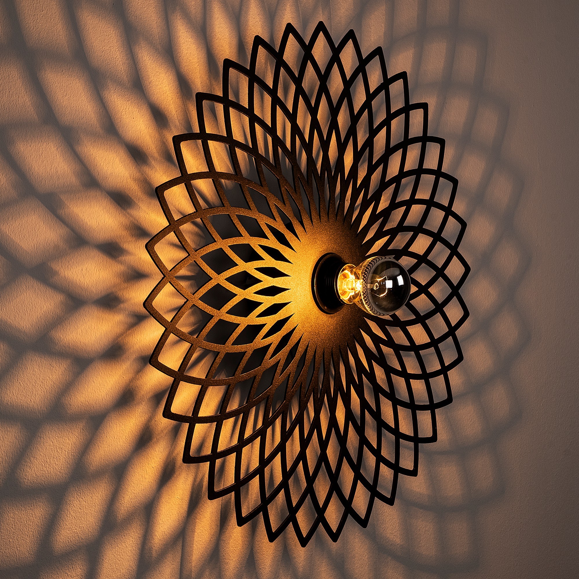 Fellini Applique | CORPS EN MÉTAL | Noir - Image 7