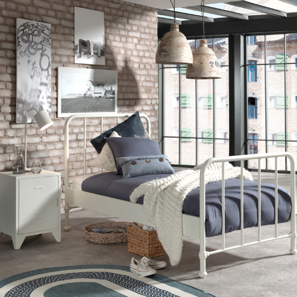 Lit Bronxx métal 90x200 (sommier incl.) avec table de chevet- blanc mat