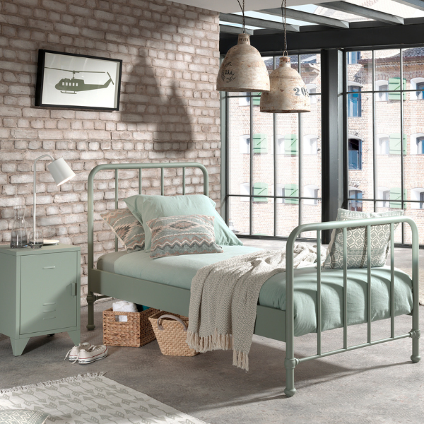 Lit Bronxx métal 90x200 (sommier incl.) avec table de chevet- vert olive mat