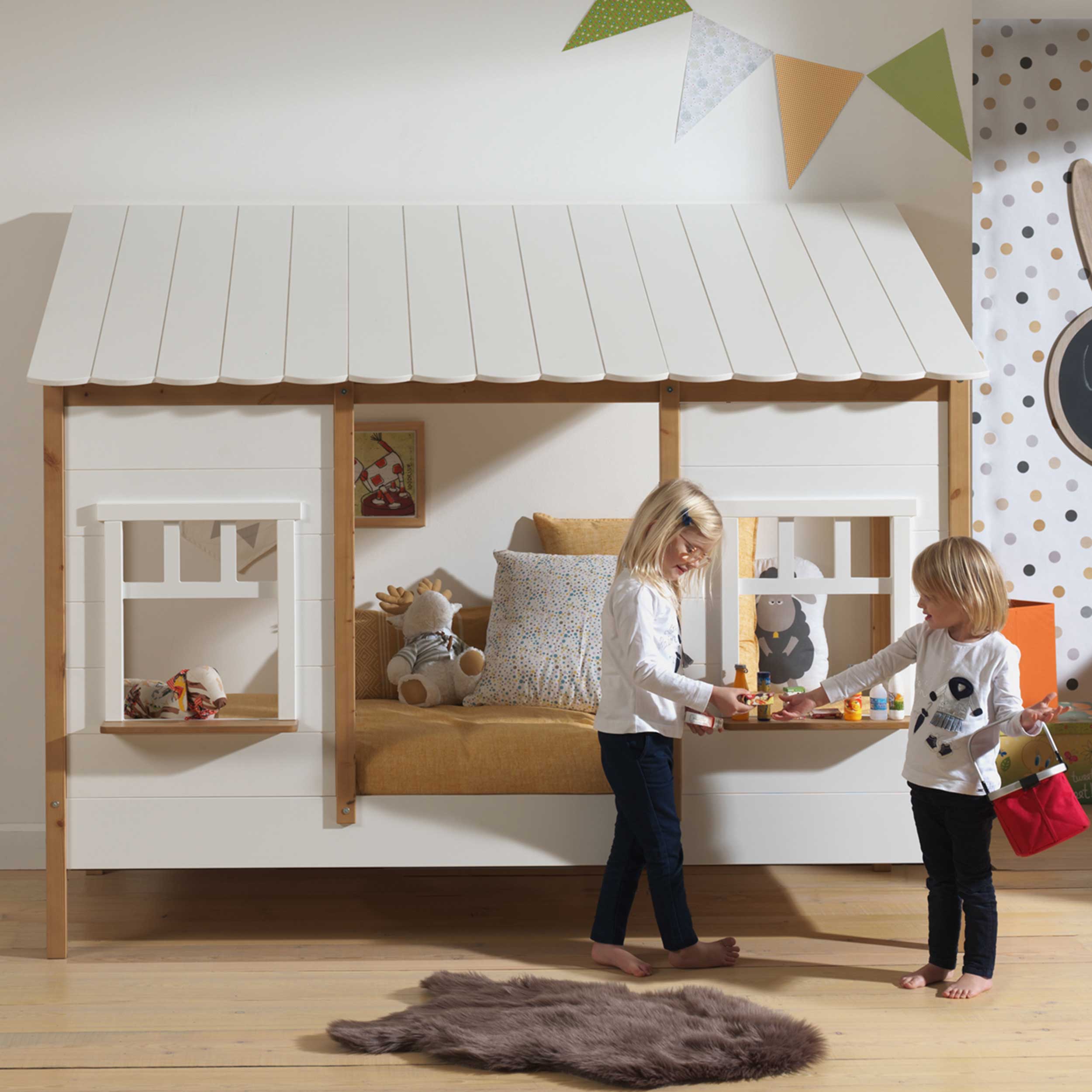 Lit maison Odense 90x200cm MDF - blanc/bois de pin - Image 1