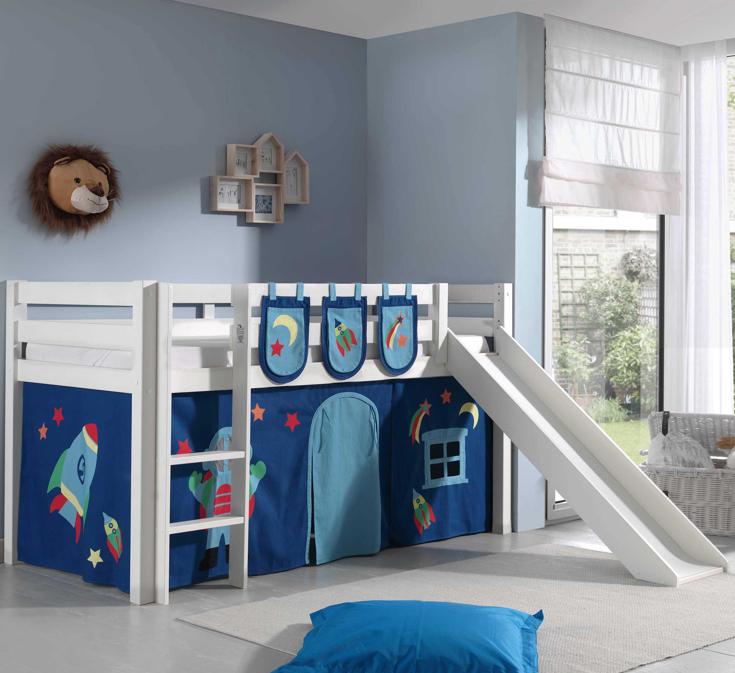 Lit mi-hauteur avec toboggan Astrid avec tente de lit et sacs de rangement Astro - blanc
