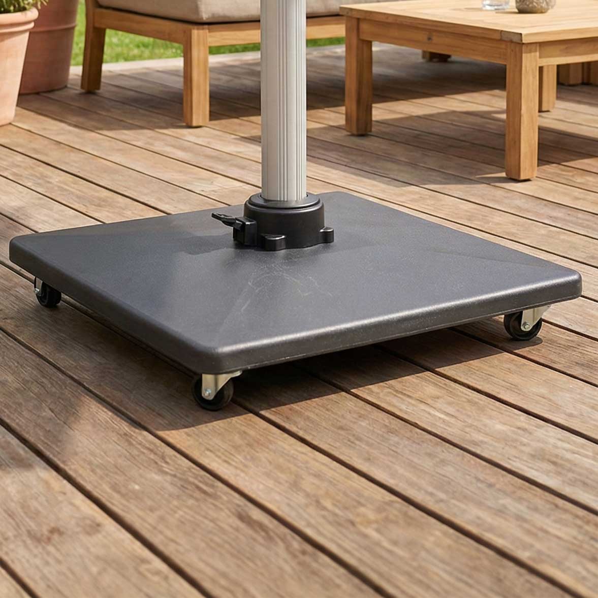 Pied de parasol en ciment