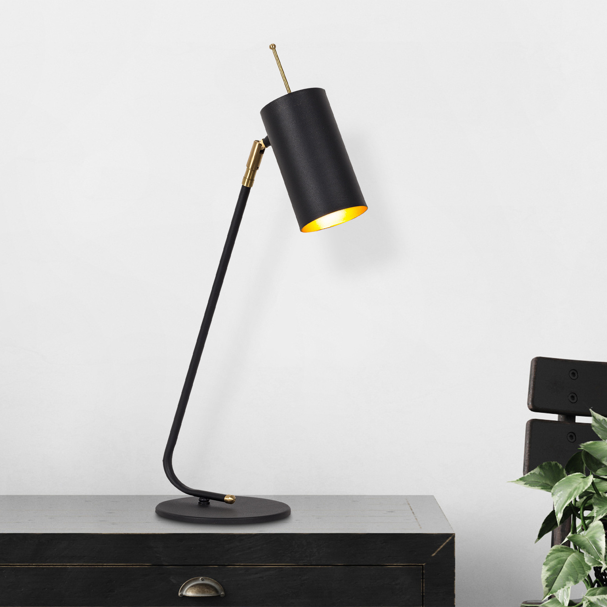Sivani Lampe de table | Corps en fer | Noir, or