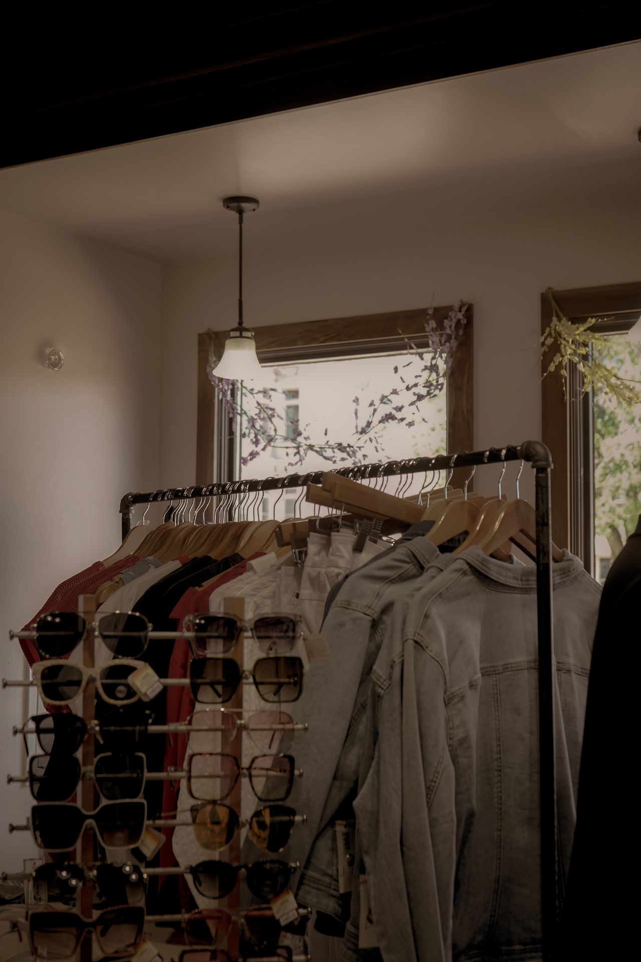 Portants et penderies boutique
